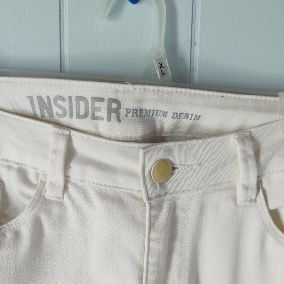 Smart Set Insider Premium Denim White Skinny Jeans - Picture 6 of 9